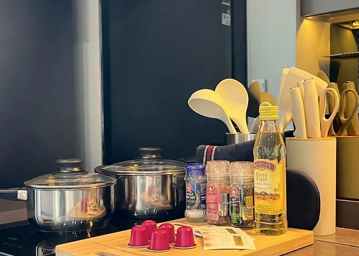 4 Min To Bts L Workspace L Steam Апартаменты Бангкок
